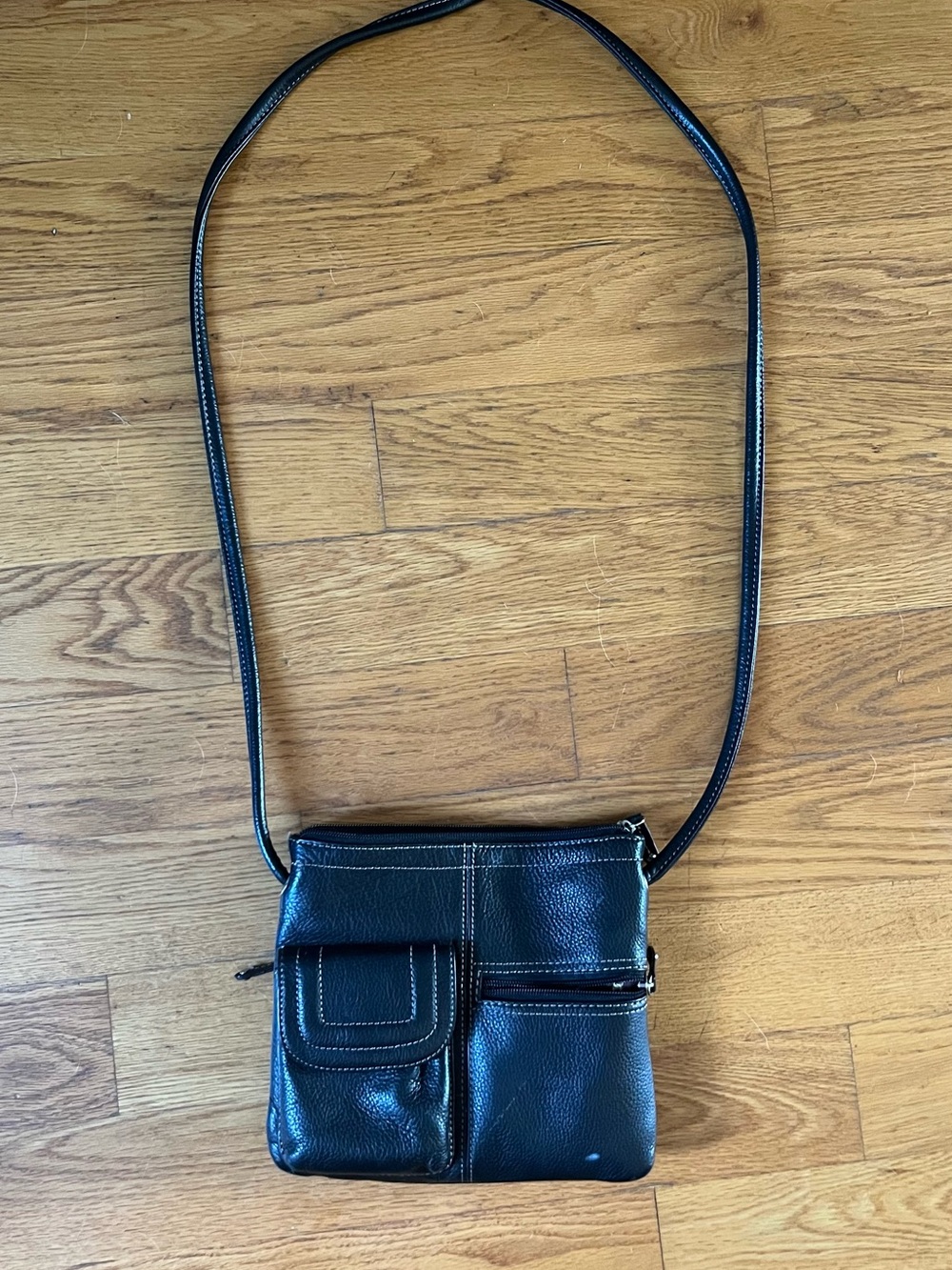 Vintage Tignanello Italian Leather Black Crossbody Bag with Contrast Stitching